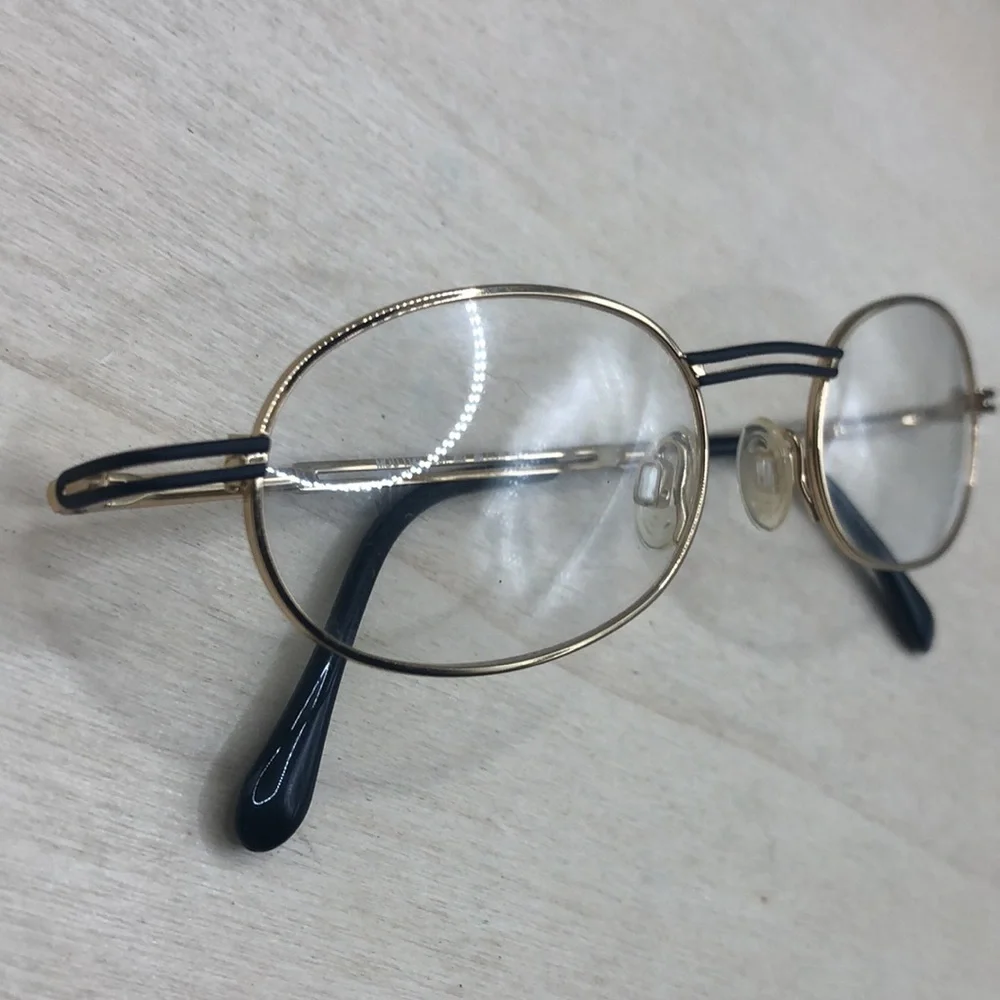 Vintage CAZAL Germany  Mod1142 49-20-135 Oval Gold Full Rim Glasses Classy